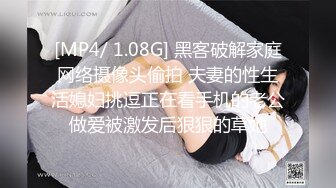 【2_2】无套双龙入洞,大屌争先恐后往里怼,纹身痞子的逼里面深不见底